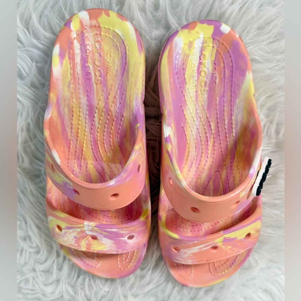 CROCS Women’s Size 8/Men’s Size 6 Two Strap Marbled Sandals - Picture 10 of 10